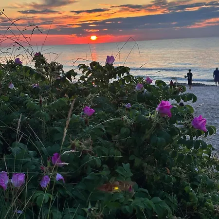 Nadmorski Relaks - Komfortowy Blisko Plazy W Sunset Apartman Grzybowo